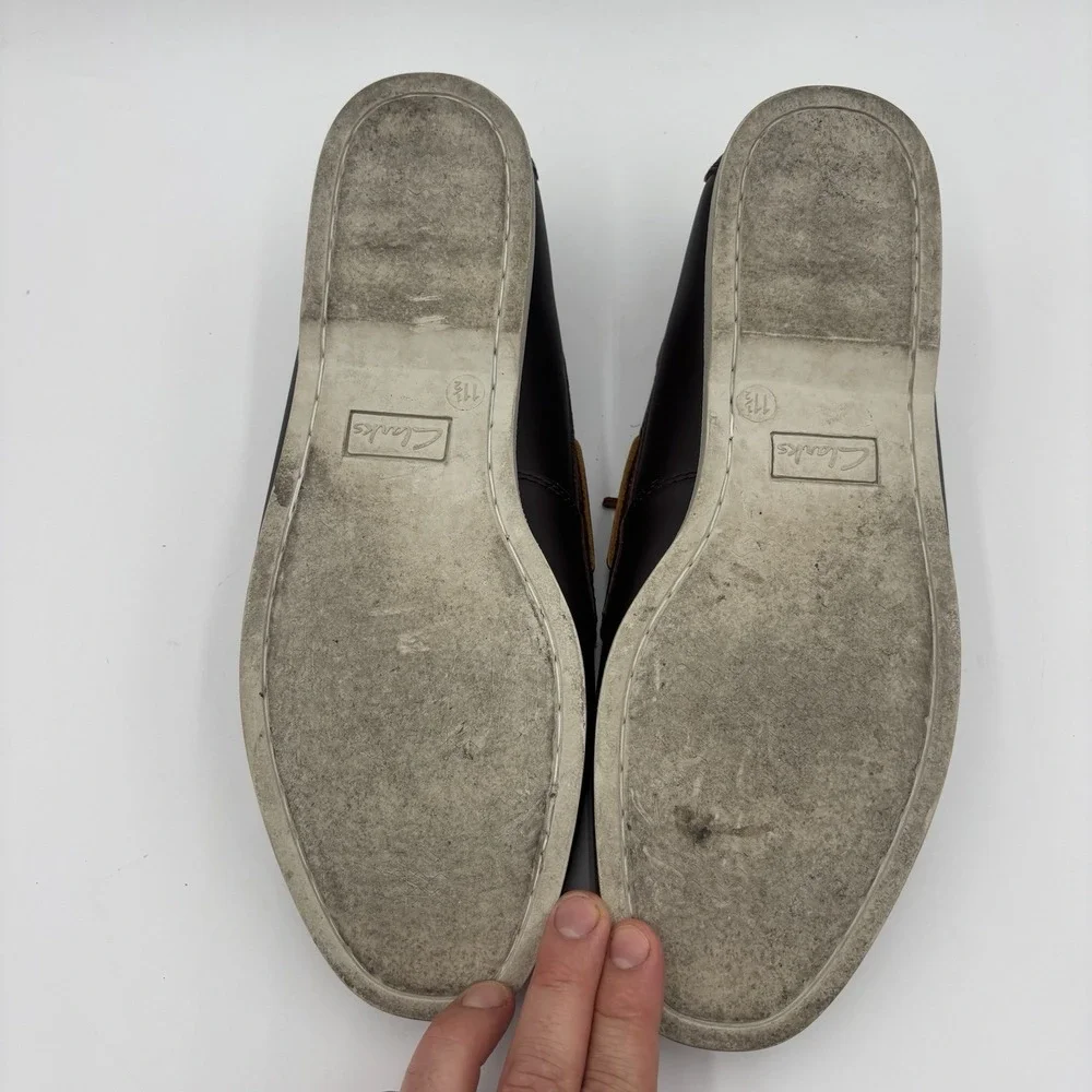Clarks Brown Leather Boat Shoes Mens Size 11.5 Classic Slip On Comfort Loafer